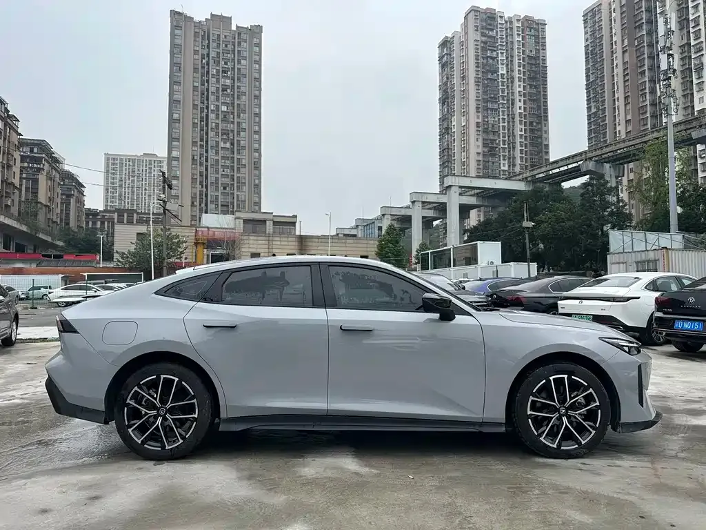 Changan UNI-V iDD 2024 из CN, фото 7