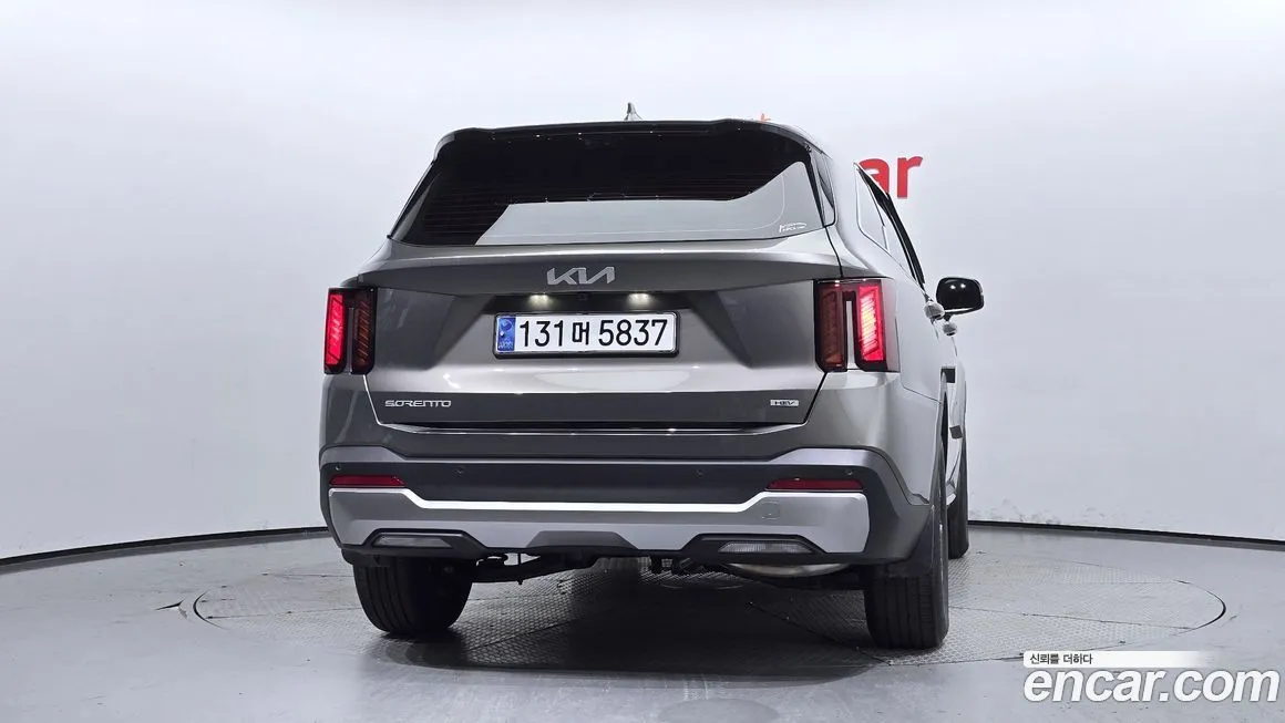 Kia Sorento — фото 4