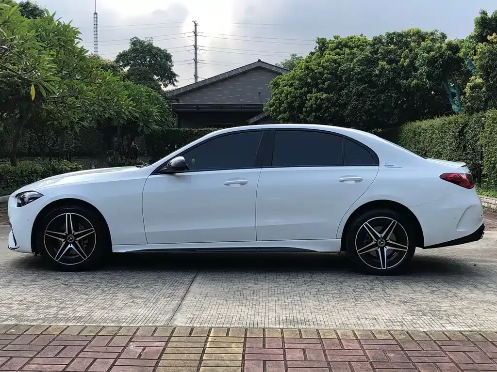 Mercedes-Benz C-Class 2023 из CN, фото 4