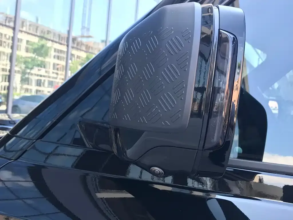 Land Rover Defender 2025 из CN, фото 9