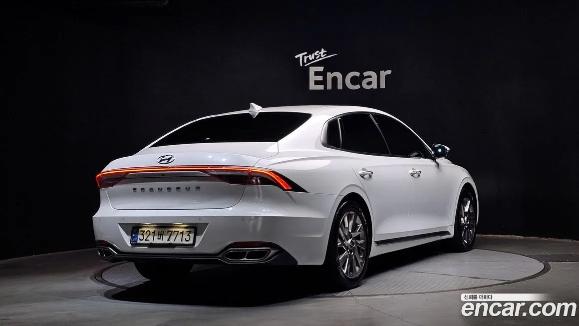 Hyundai Grandeur 2021 из KR, фото 2