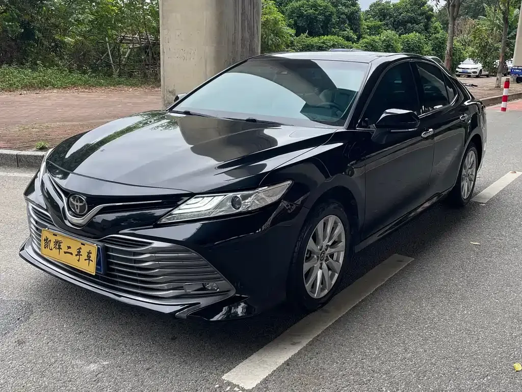Toyota Camry 2021 из CN, фото 1