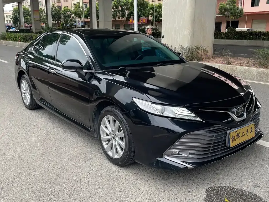Toyota Camry 2021 из CN, фото 3