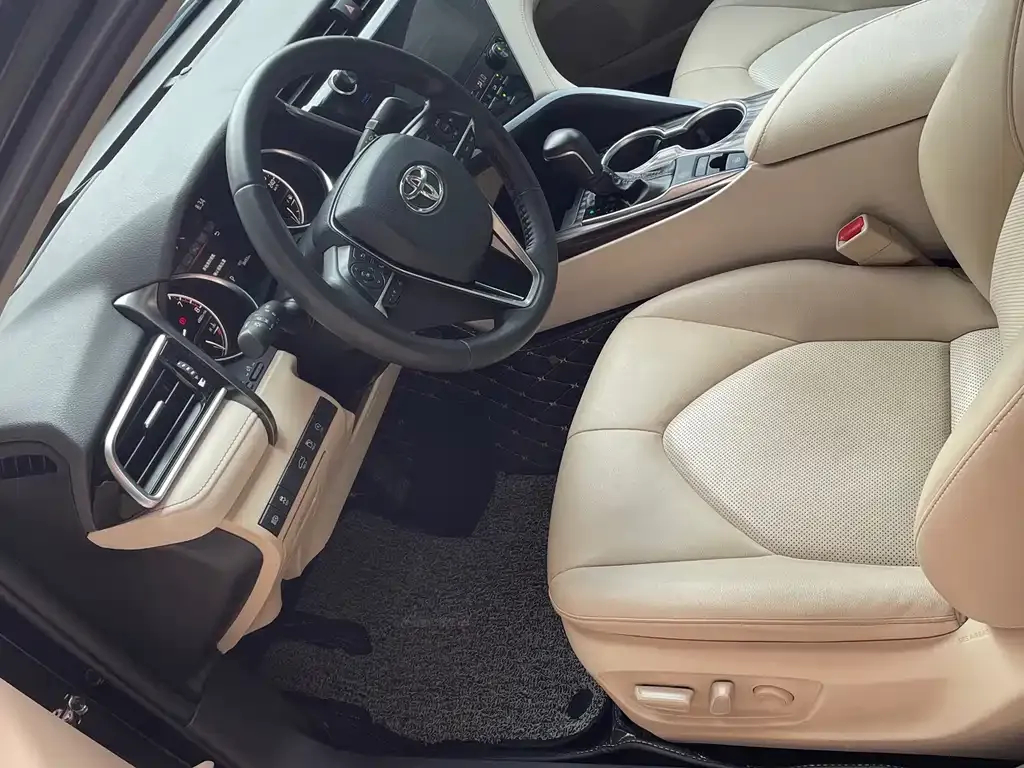 Toyota Camry 2021 из CN, фото 4