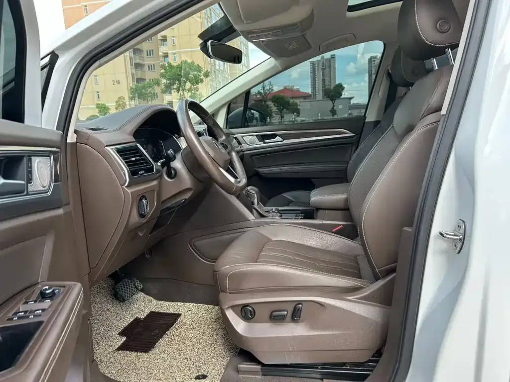 Volkswagen Viloran 2021 из CN, фото 4