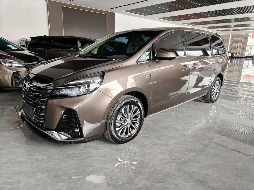 Buick GL8 2024 из CN, фото 1
