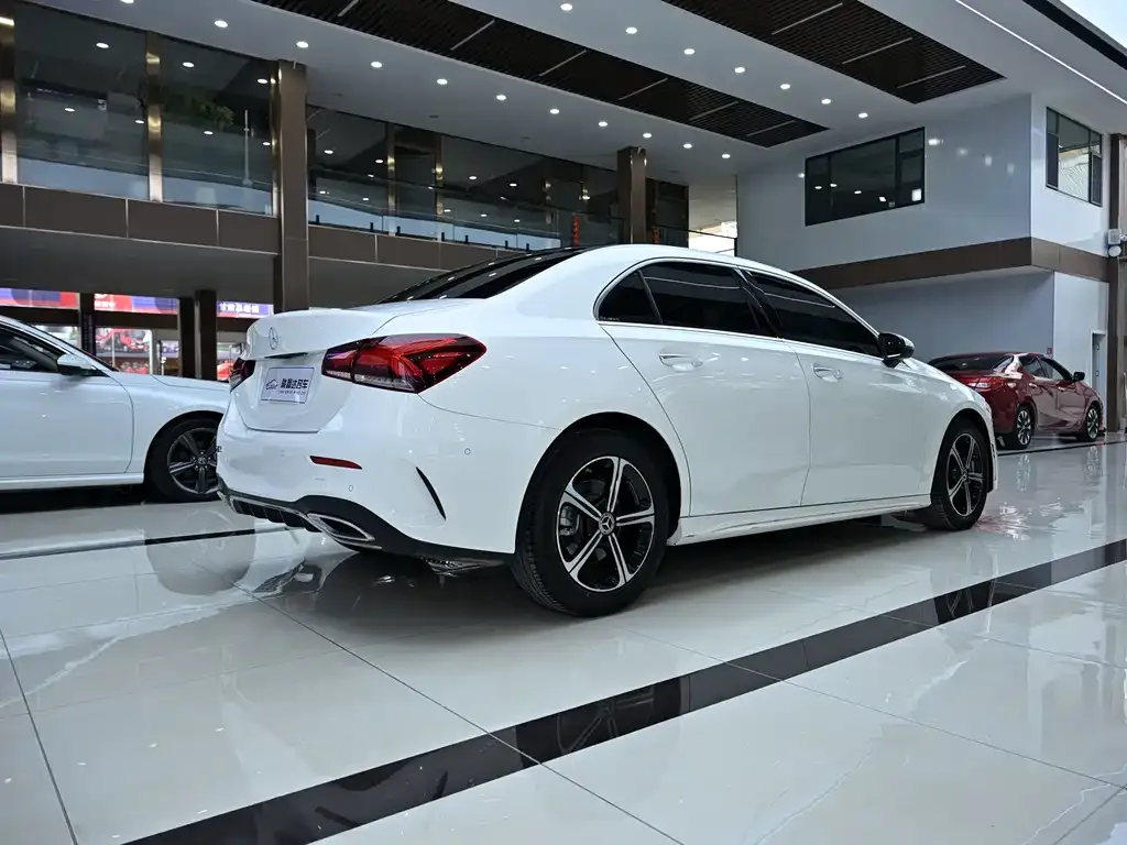 Mercedes-Benz A-Class 2023 из CN, фото 4