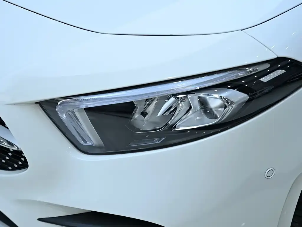 Mercedes-Benz A-Class 2023 из CN, фото 5