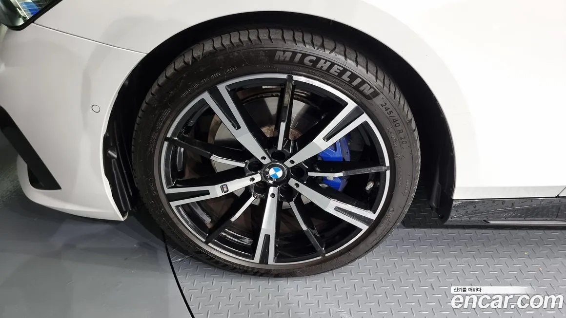 BMW 5-Series 2024 из KR, фото 5
