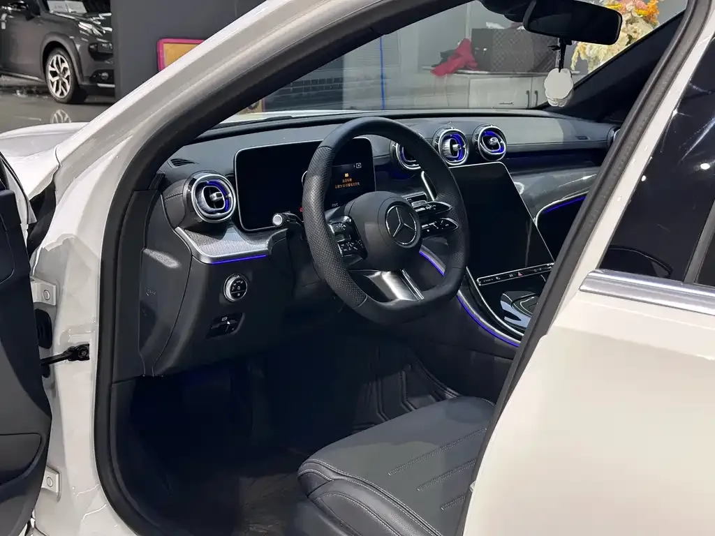 Mercedes-Benz C-Class 2024 из CN, фото 10