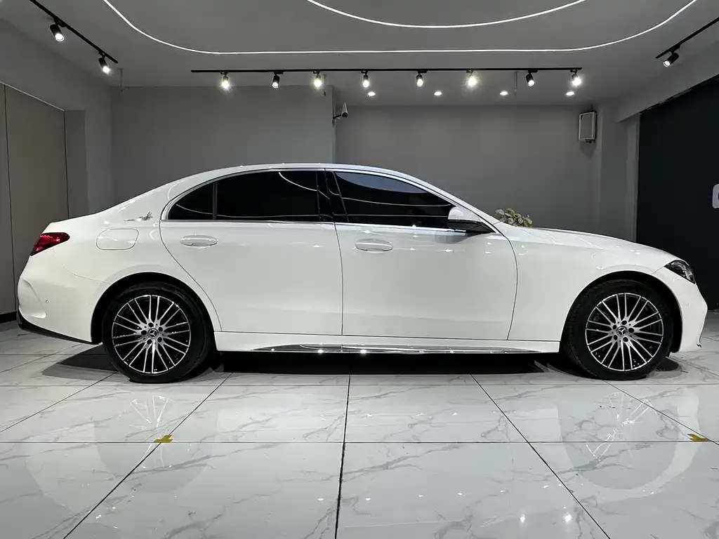 Mercedes-Benz C-Class 2024 из CN, фото 6