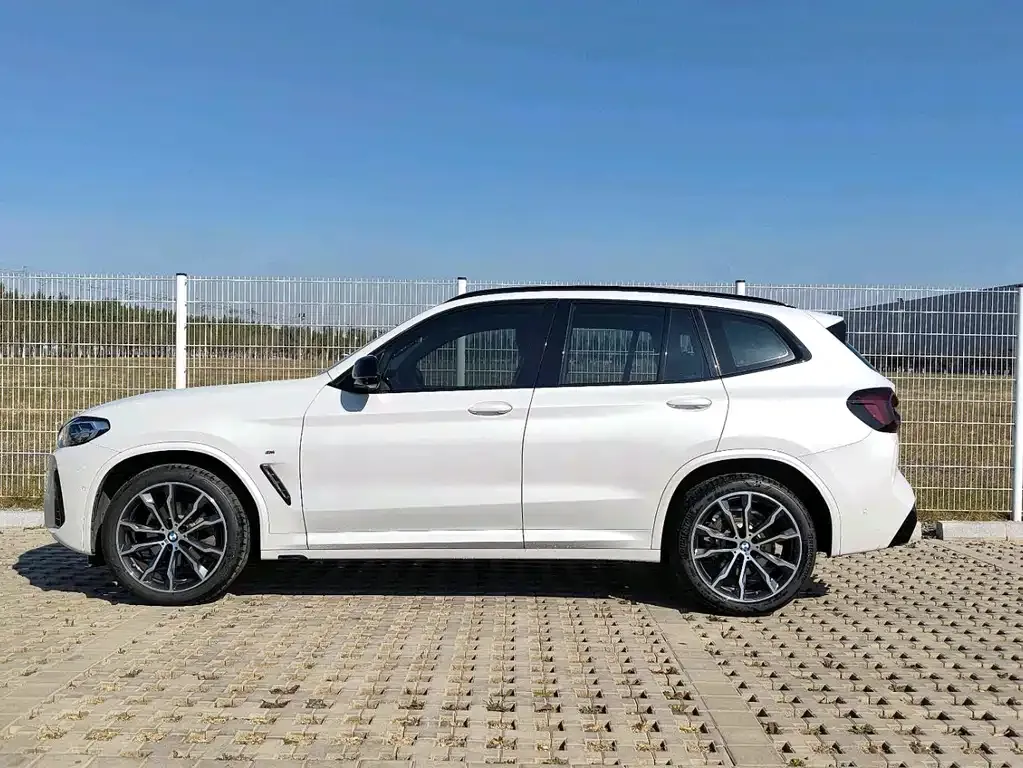BMW X3 2025 из CN, фото 10