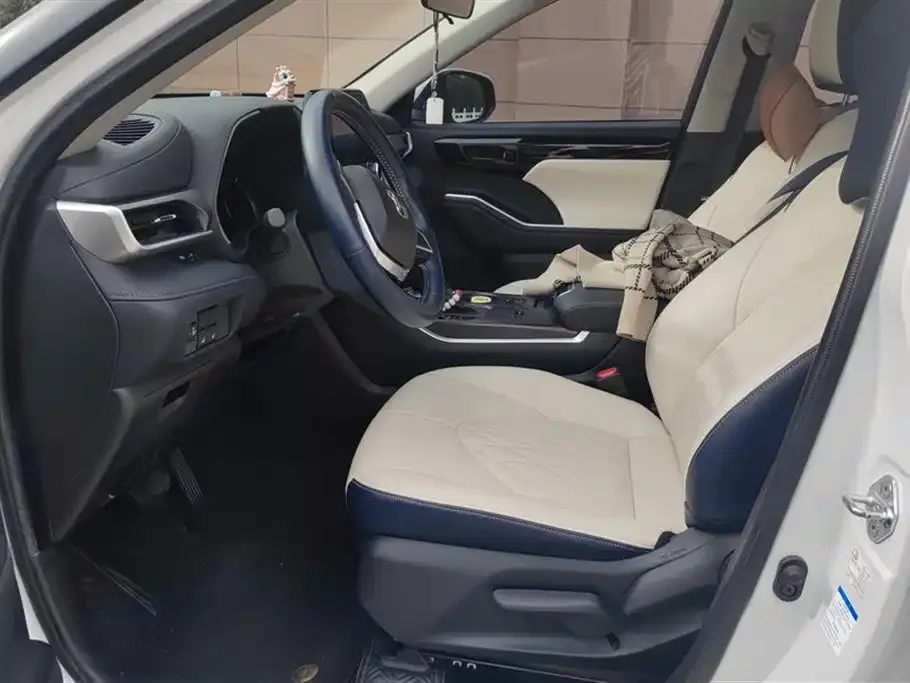 Toyota Highlander 2022 из CN, фото 9