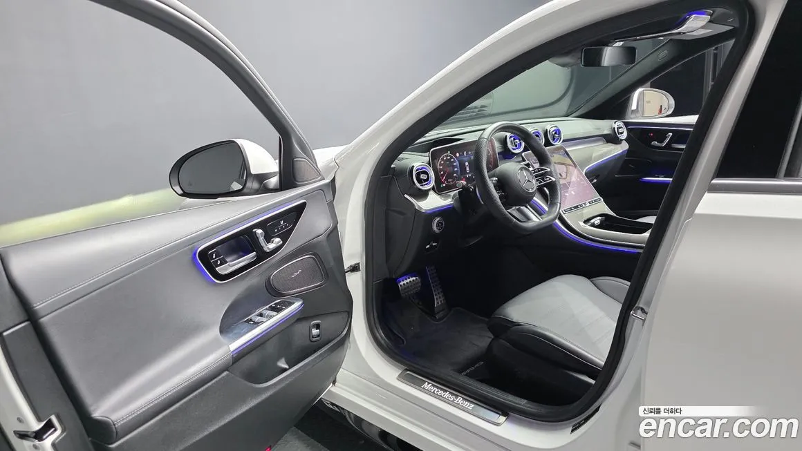 Mercedes-Benz C-Class 2023 из KR, фото 10