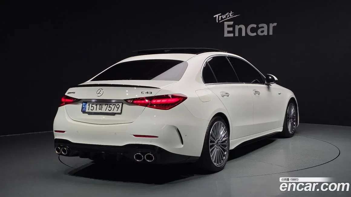 Mercedes-Benz C-Class 2023 из KR, фото 2
