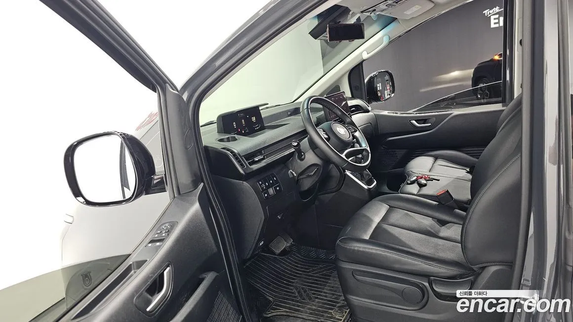 Hyundai Staria 2025 из KR, фото 10