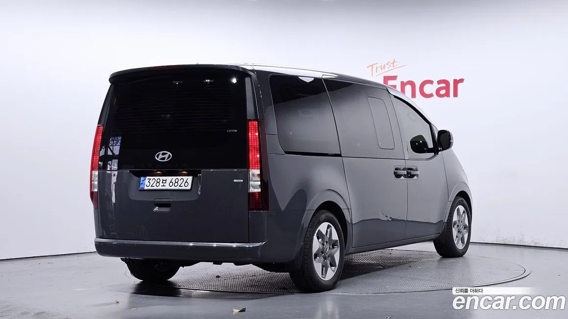 Hyundai Staria 2025 из KR, фото 2