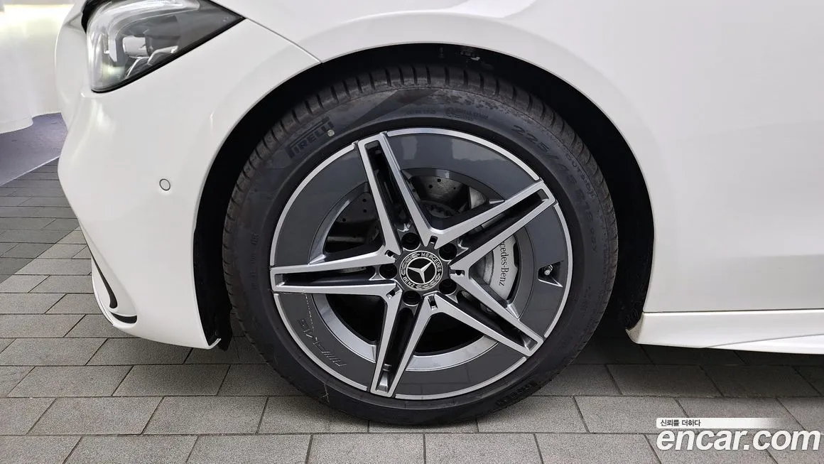 Mercedes-Benz C-Class 2025 из KR, фото 5