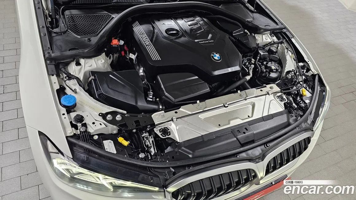 BMW 3-Series 2023 из KR, фото 6