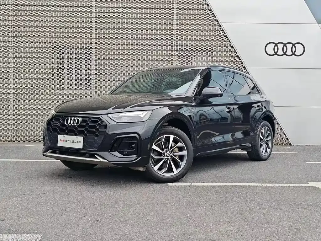 Audi Q5L 2023 из CN, фото 1