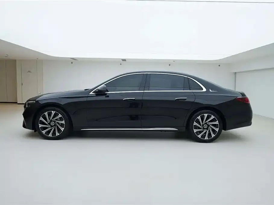 Mercedes-Benz E-Class 2025 из CN, фото 3