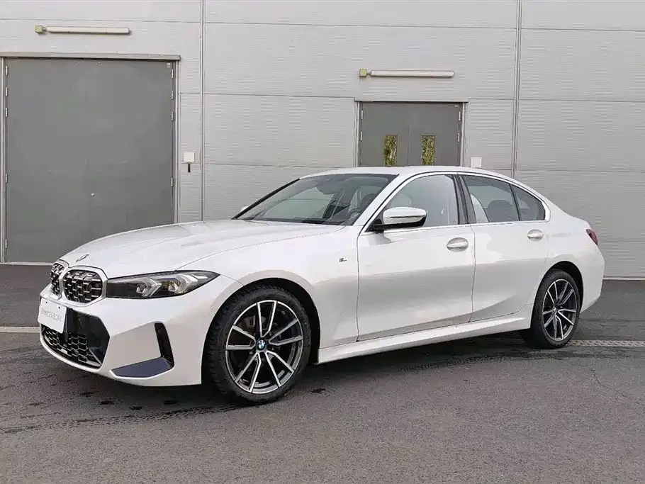 BMW 3 Series — фото 1