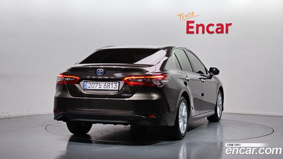 Toyota Camry 2024 из KR, фото 2