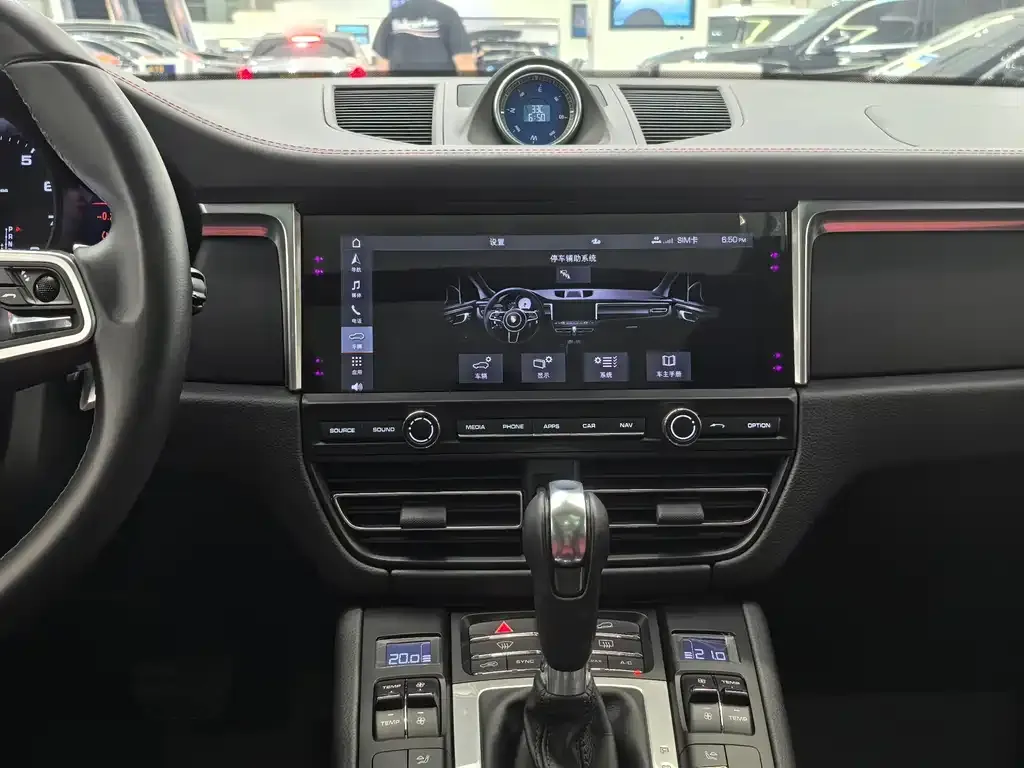 Porsche Macan 2021 из CN, фото 10