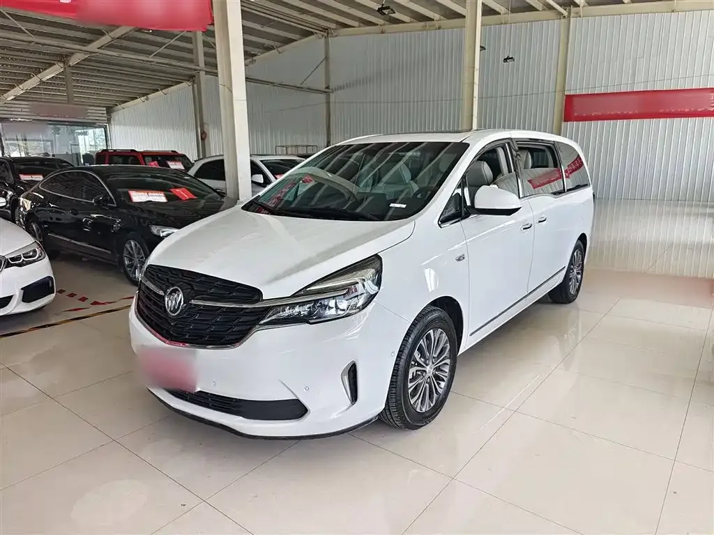 Buick GL8 2021 из CN, фото 1