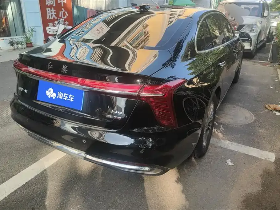 Hongqi H5 — фото 3