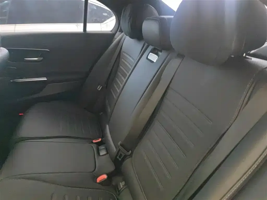Mercedes-Benz C-Class 2023 из CN, фото 8