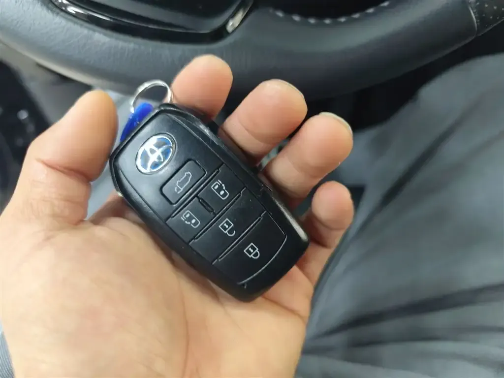 Toyota Sienna 2022 из CN, фото 9