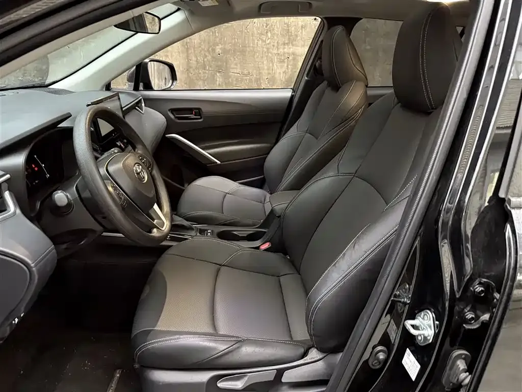 Toyota Frontlander 2024 из CN, фото 8
