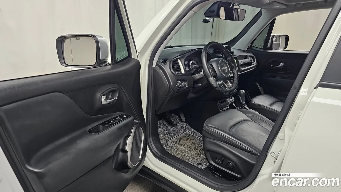 Jeep Renegade 2022 из KR, фото 10