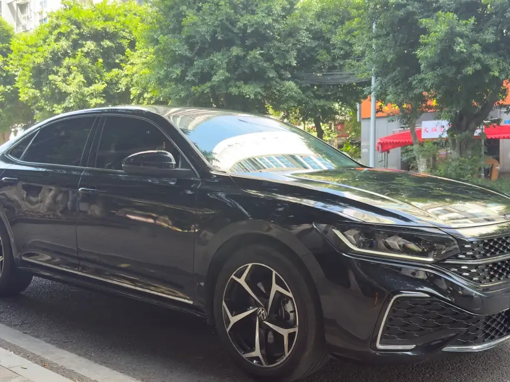 Volkswagen Passat — фото 3