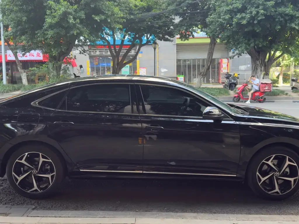 Volkswagen Passat — фото 4