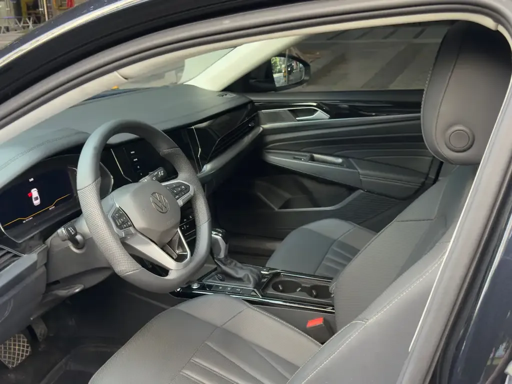 Volkswagen Passat — фото 9