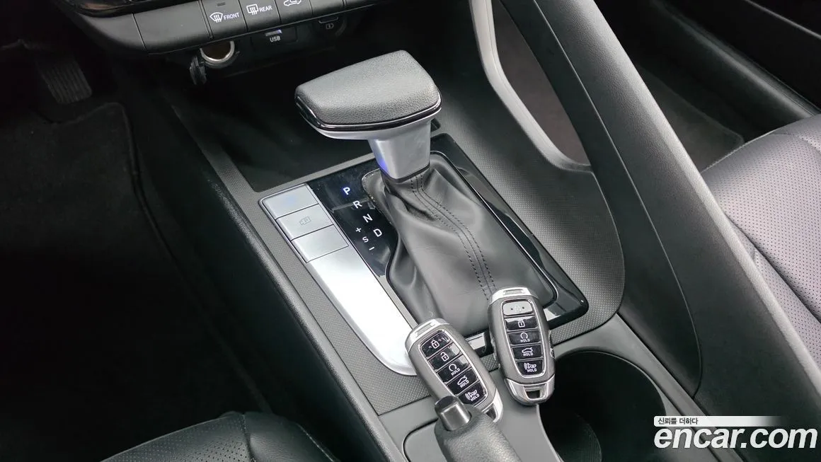 Hyundai AVANTE — фото 9
