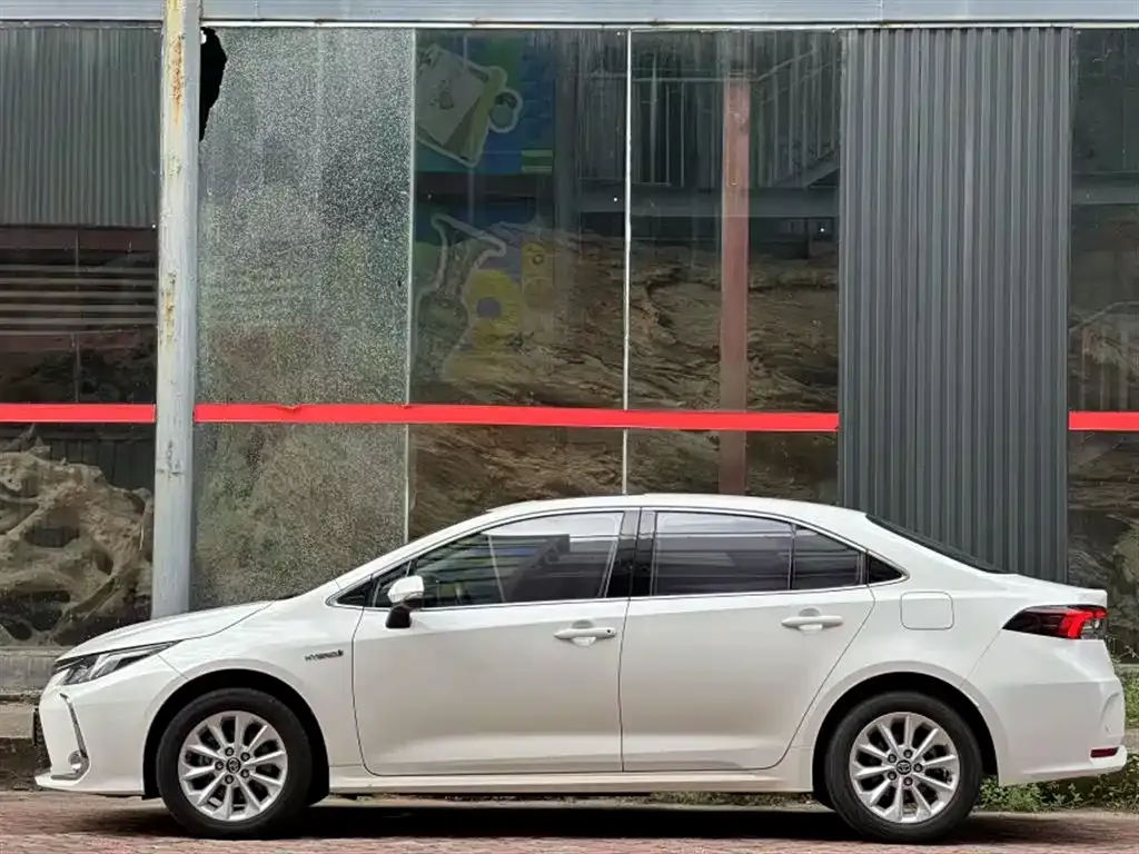 Toyota Corolla 2021 из CN, фото 10