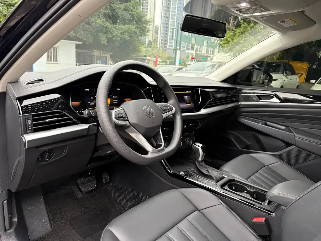 Volkswagen Passat 2024 из CN, фото 10