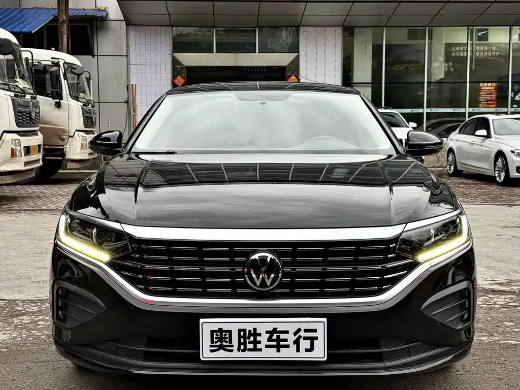 Volkswagen Passat 2024 из CN, фото 2