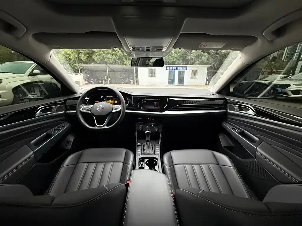Volkswagen Passat 2024 из CN, фото 6