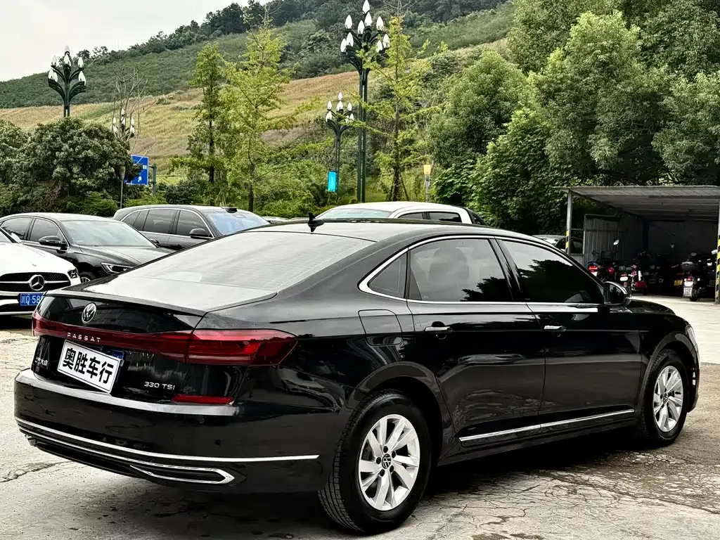 Volkswagen Passat 2024 из CN, фото 7