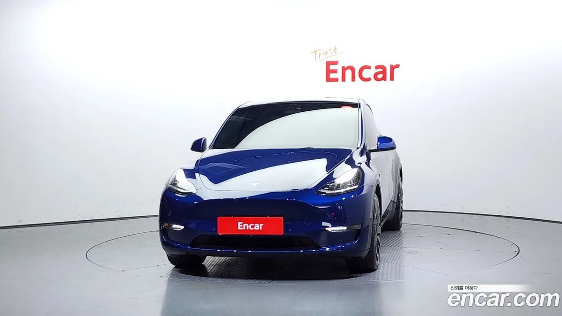 Tesla Model Y — фото 3