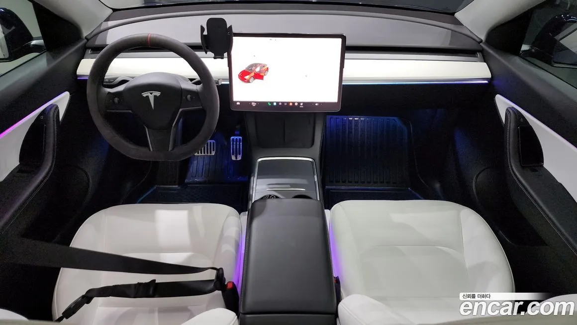 Tesla Model Y — фото 7