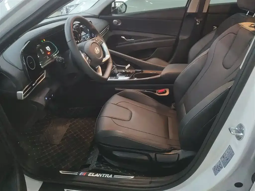 Hyundai Elantra 2025 из CN, фото 7