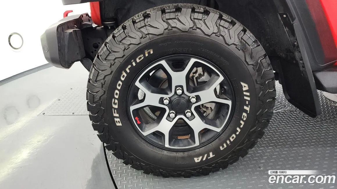 Jeep Wrangler — фото 5