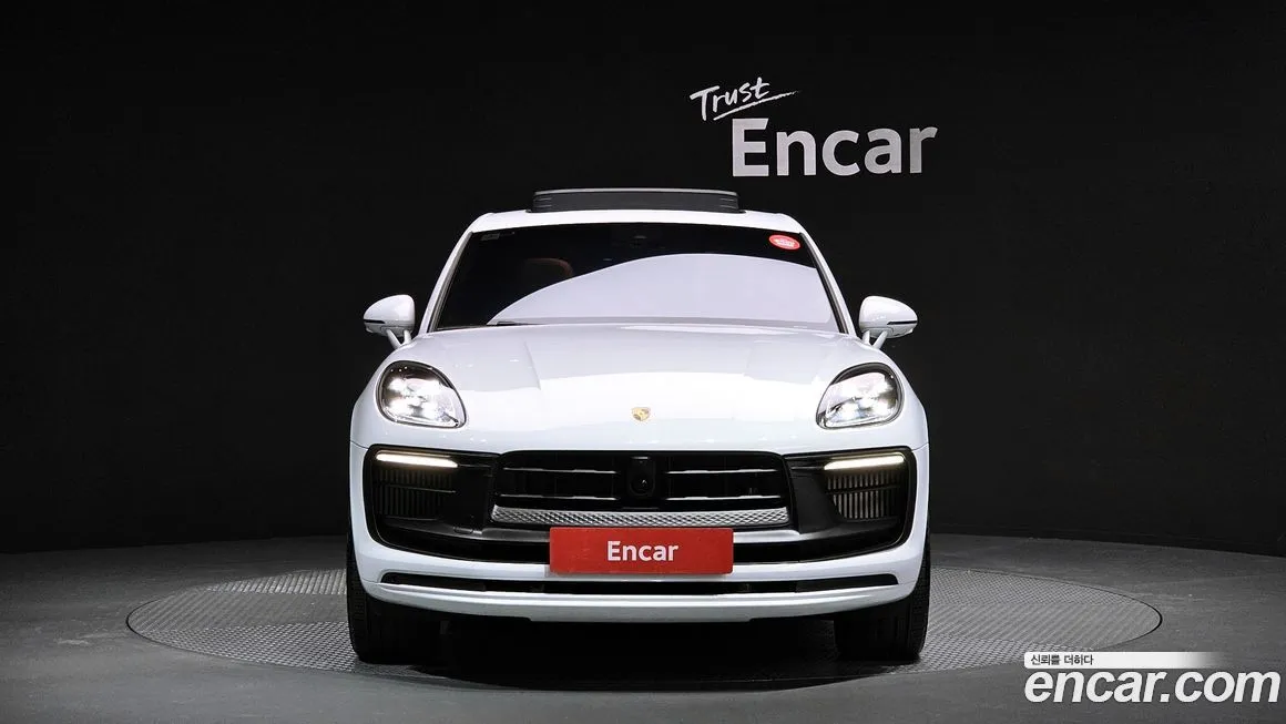 Porsche Macan 2024 из KR, фото 3