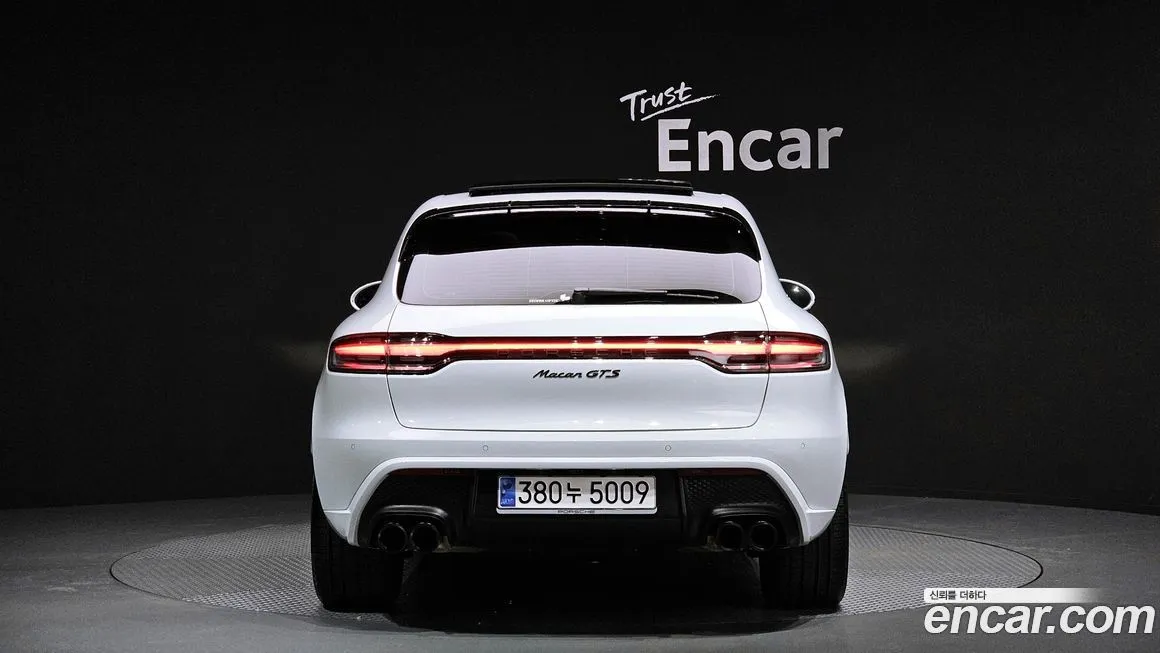 Porsche Macan 2024 из KR, фото 4
