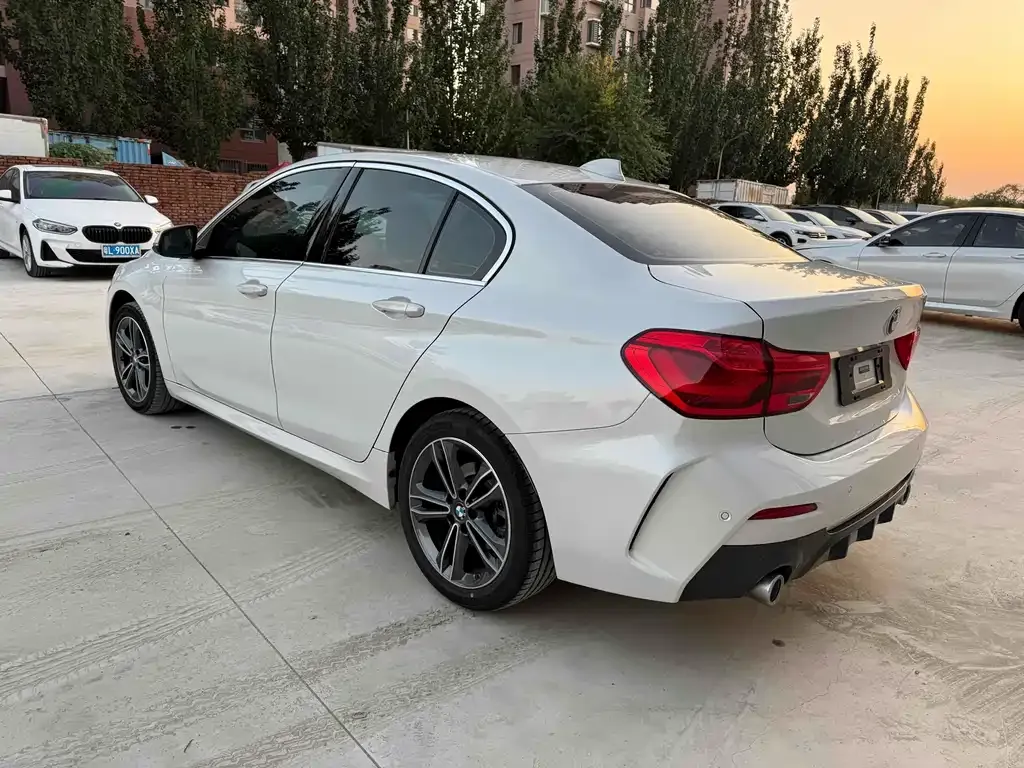 BMW 1 Series 2021 из CN, фото 6